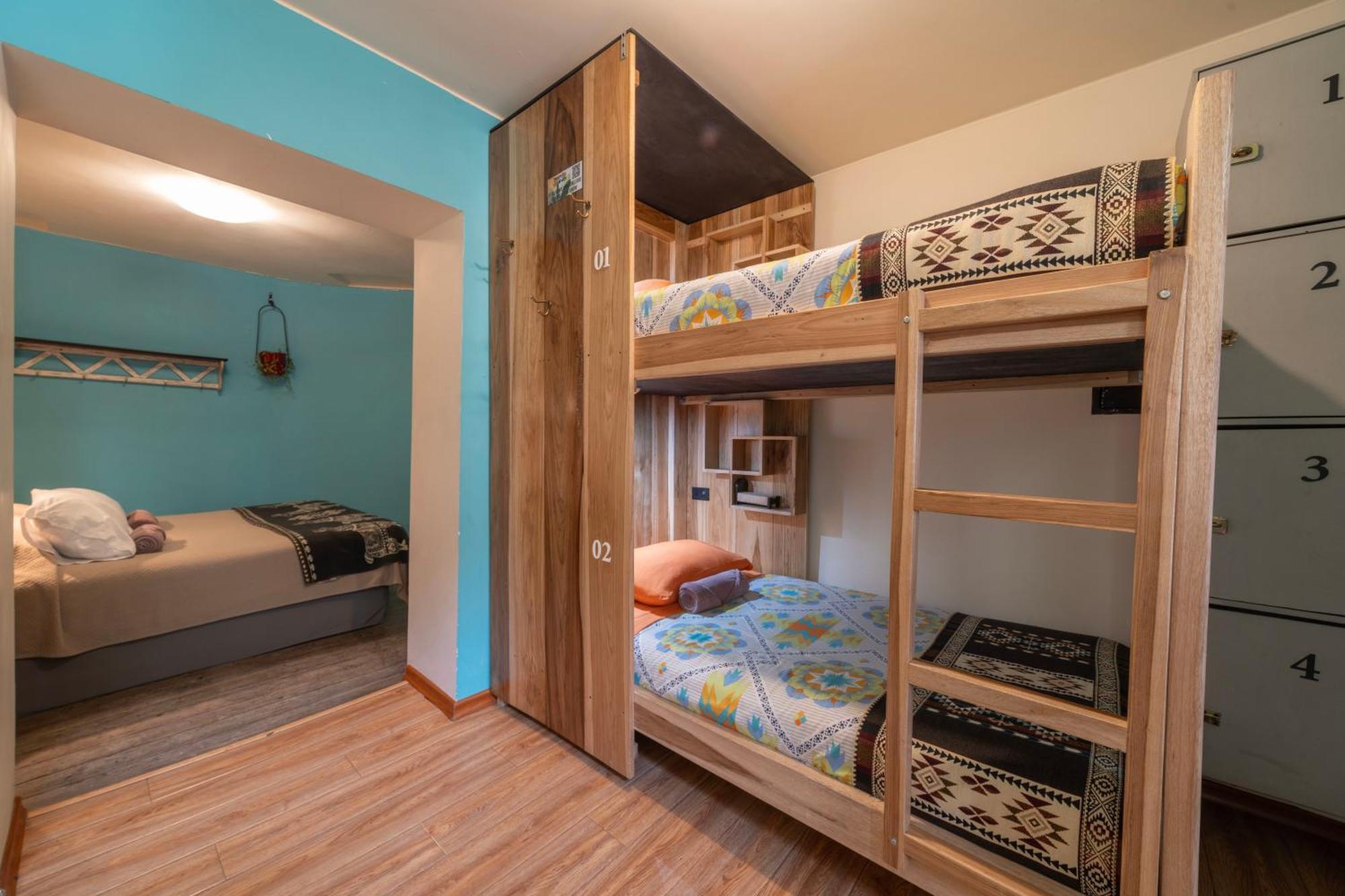 The Secret Garden Hostel Кито Екстериор снимка